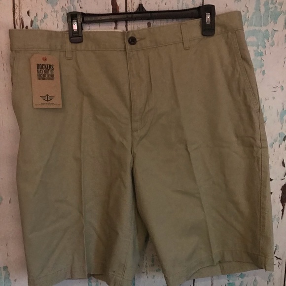 dockers Other - Men’s tan shorts dockers Other - Men’s tan shorts